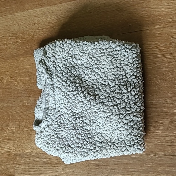 Fuzzy Sweater - Picture 4 of 4